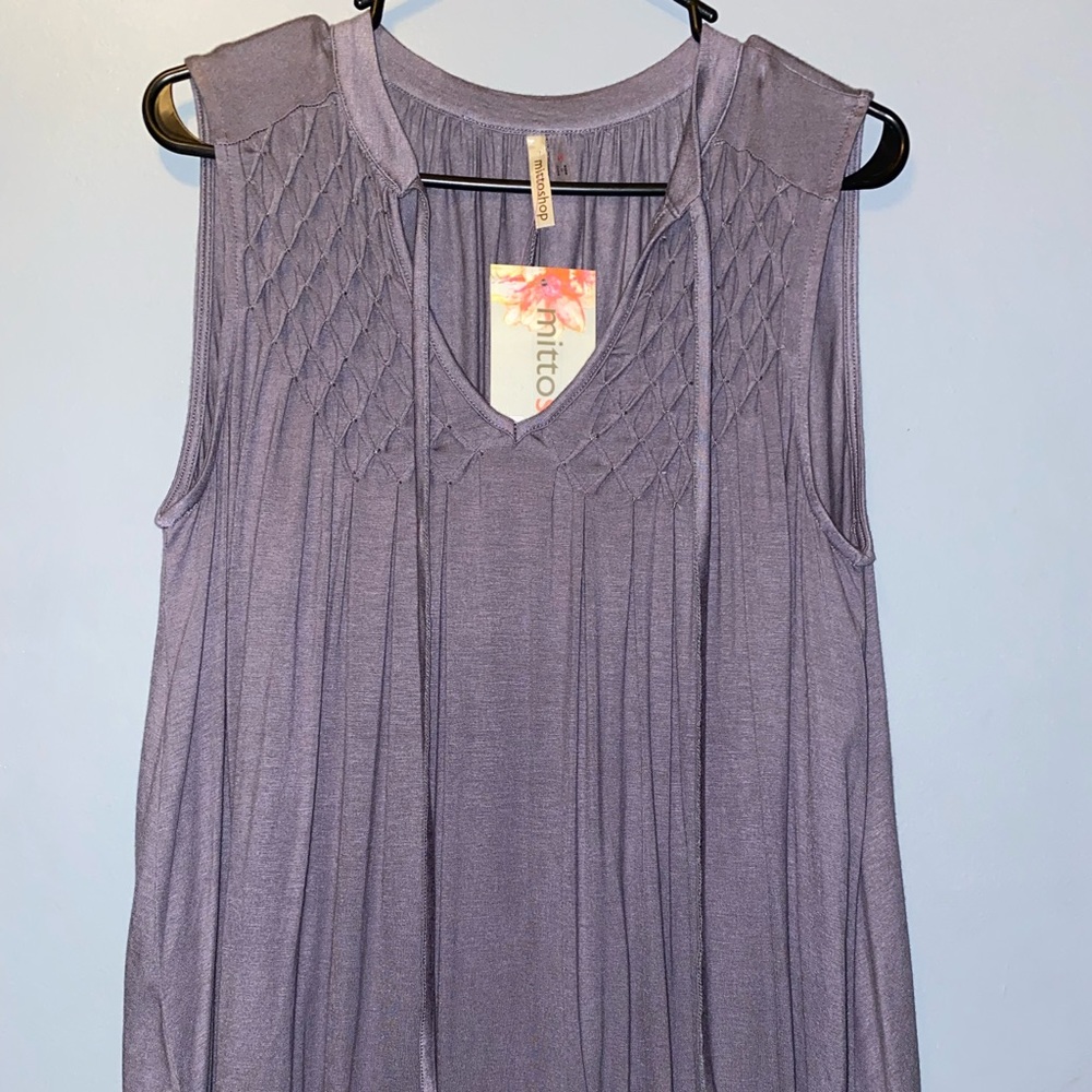 Sleeveless Top